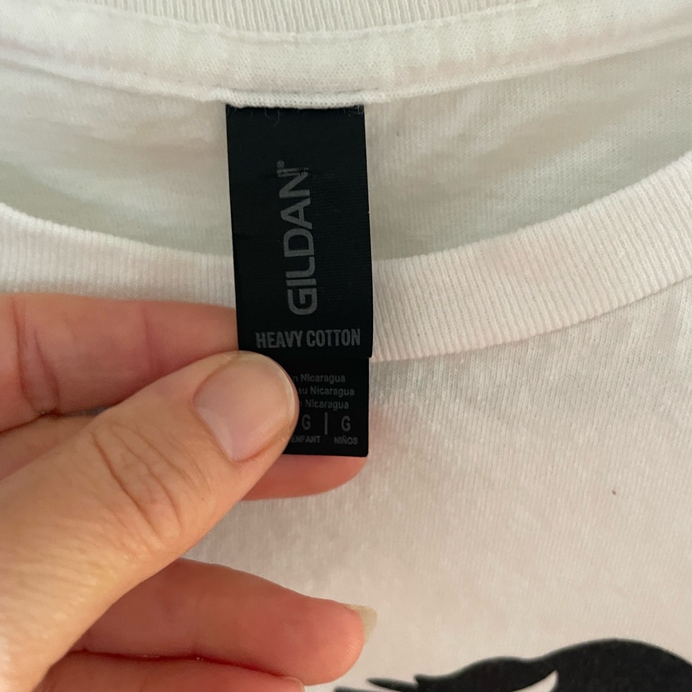 Gildan White T‑Shirt with Black Tag and Black Print - Picture 3 of 4